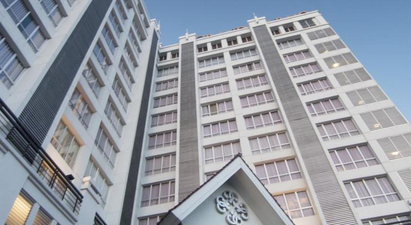 Grand Darmo Suite Hotel - Genel