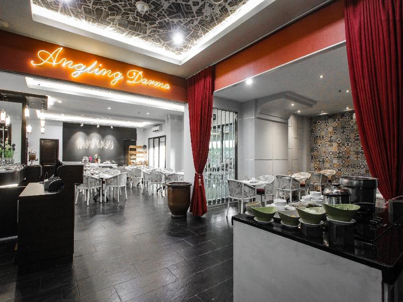 Grand Darmo Suite Hotel - Restoran