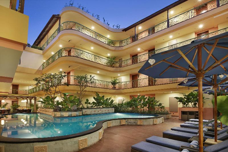 Sens Hotel & Spa + Conference Ubud Town Centre - Havuz