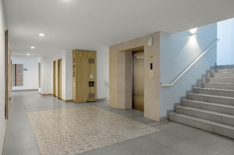 Carani Hotel Yogyakarta - Oda