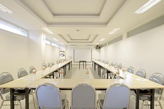 POP! Hotel Diponegoro Surabaya fotoÄŸrafÄ±