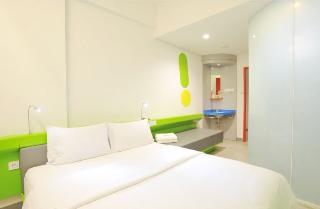POP! Hotel Diponegoro Surabaya fotoÄŸrafÄ±
