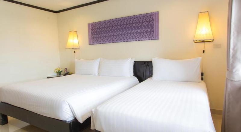 Golden Tulip Essential Pattaya Hotel - Oda