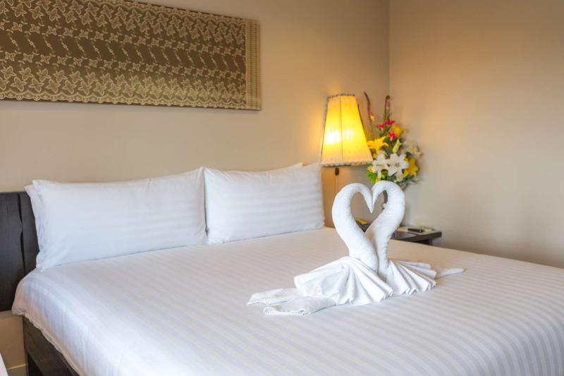 Golden Tulip Essential Pattaya Hotel - Oda