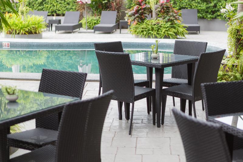 Golden Tulip Essential Pattaya Hotel - Havuz