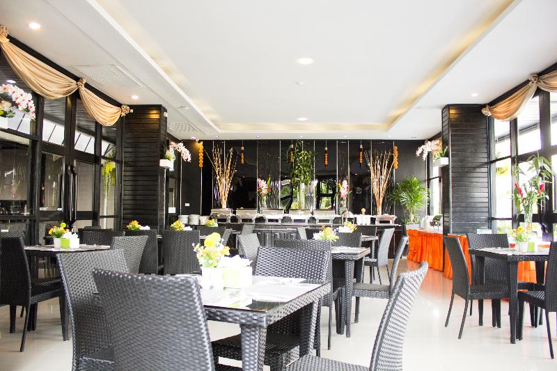 Golden Tulip Essential Pattaya Hotel - Restoran