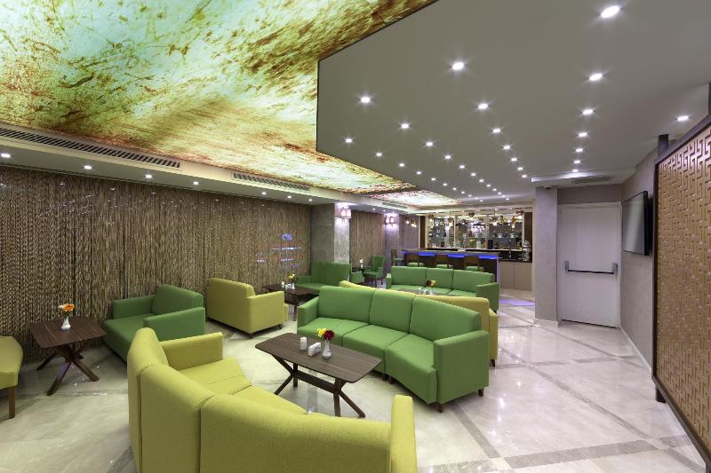 Regard Hotel - Lobi