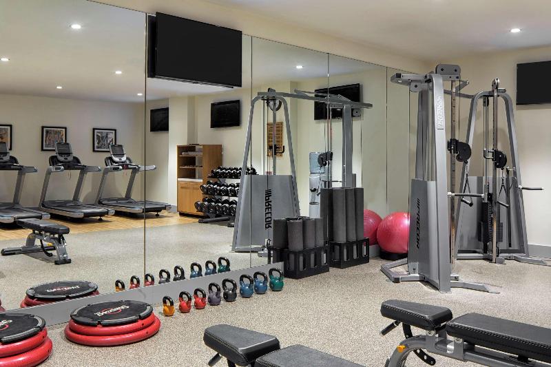 Doubletree by Hilton New York Times Square West - Genel