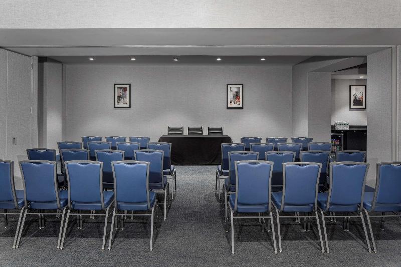 Doubletree by Hilton New York Times Square West - Genel