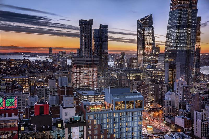 Doubletree by Hilton New York Times Square West - Genel