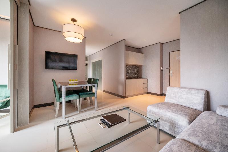Manhattan Pattaya Hotel - Oda