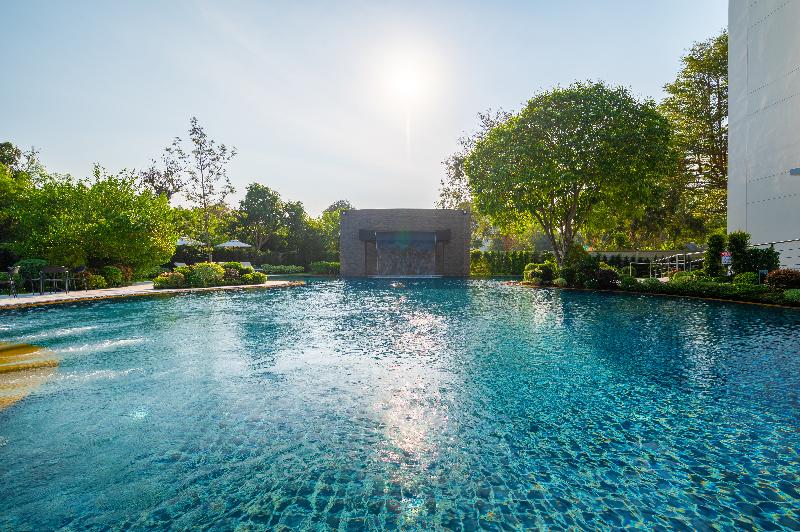 Manhattan Pattaya Hotel - Havuz