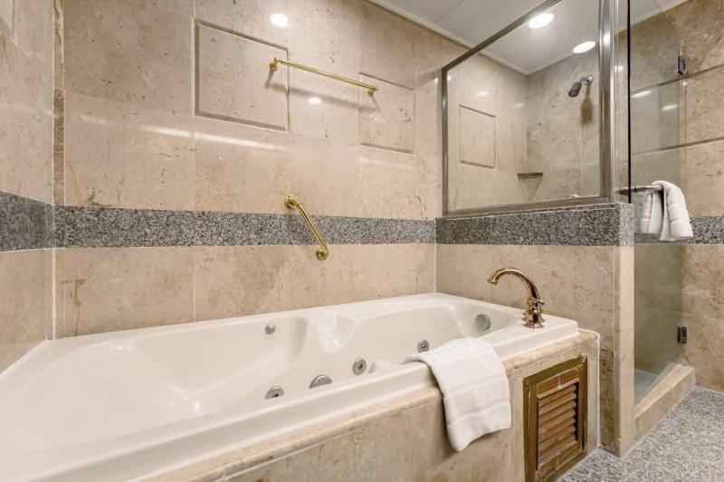 Chiangmai Grandview Hotel & Convention Center - Oda