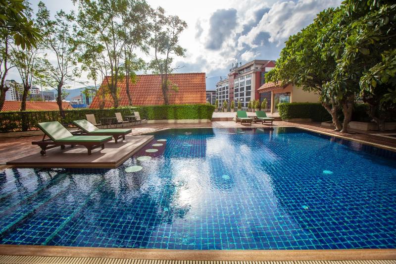 Chiangmai Grandview Hotel & Convention Center - Havuz