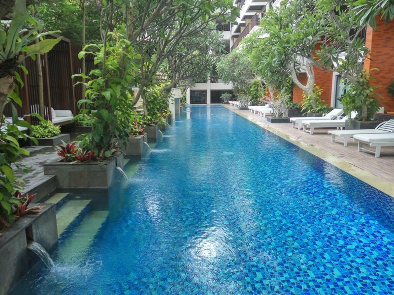 Jambuluwuk Oceano Seminyak - Havuz