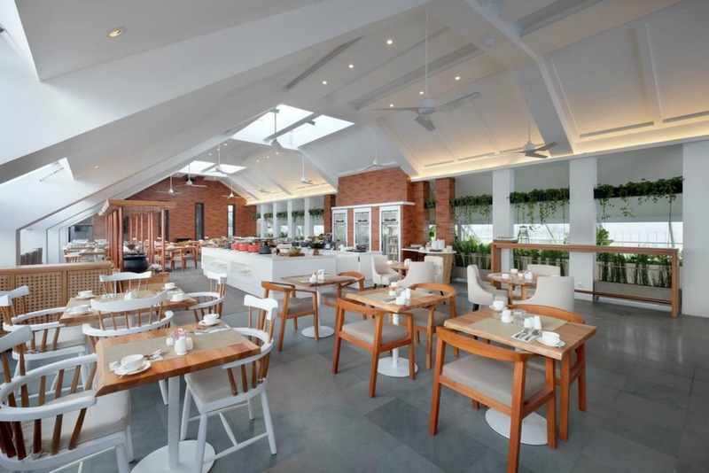 Jambuluwuk Oceano Seminyak - Restoran