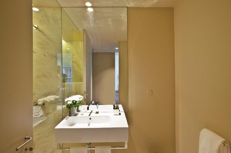 Lisbon Five Stars Apartments 8 Building - Oda