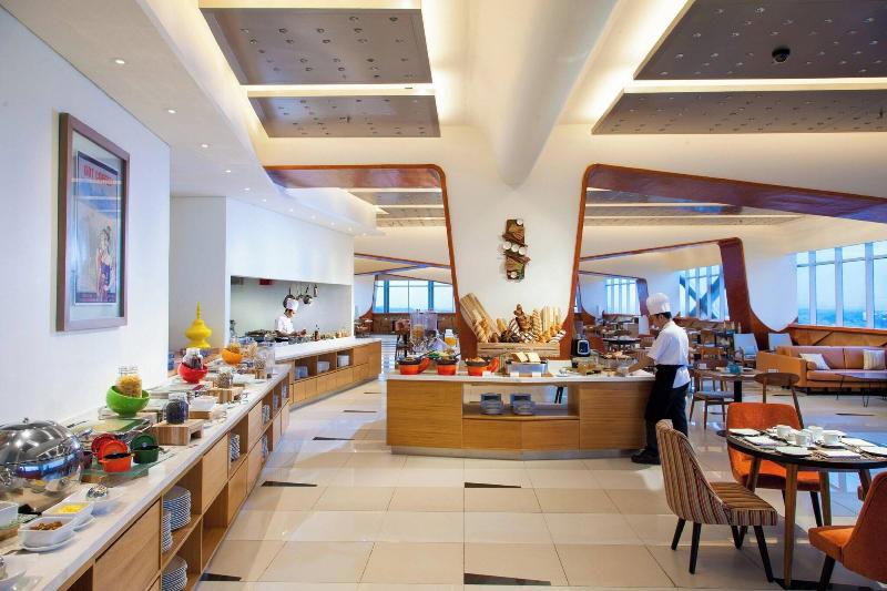 Fairfield by Marriott Surabaya - Restoran