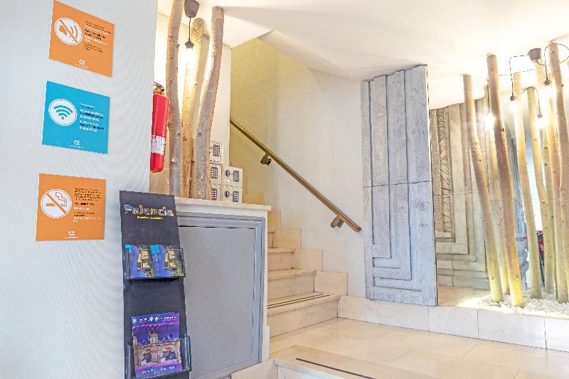Hostal Alda Palencia Plaza - Lobi