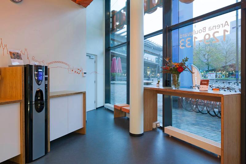 easyHotel Amsterdam Arena Boulevard - Lobi