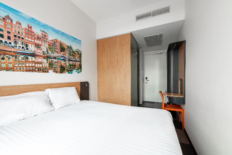 easyHotel Amsterdam Arena Boulevard - Oda