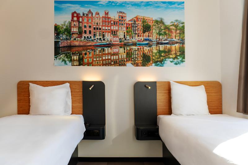 easyHotel Amsterdam Arena Boulevard - Oda