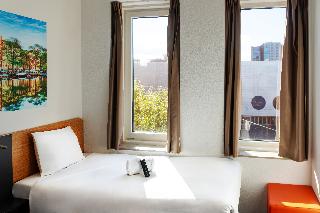easyHotel Amsterdam Arena Boulevard fotoÄŸrafÄ±