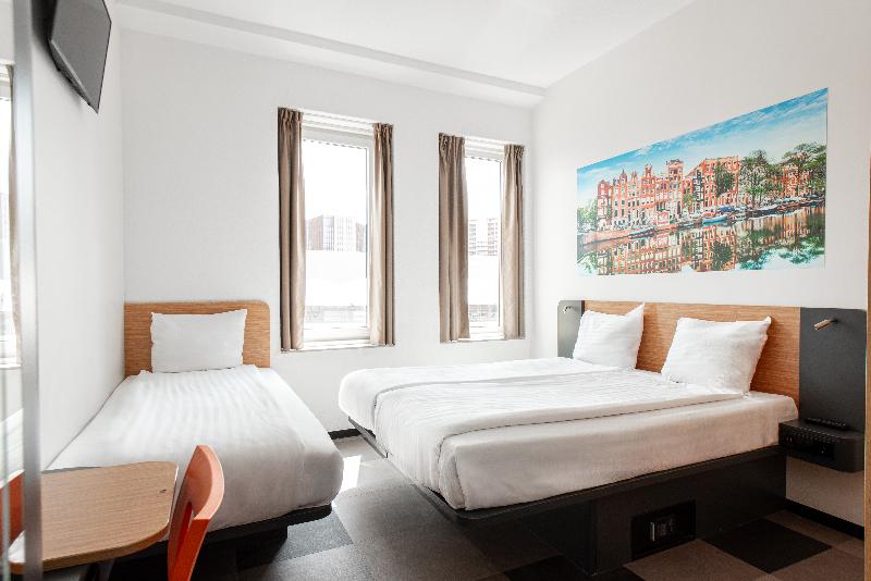 easyHotel Amsterdam Arena Boulevard - Oda