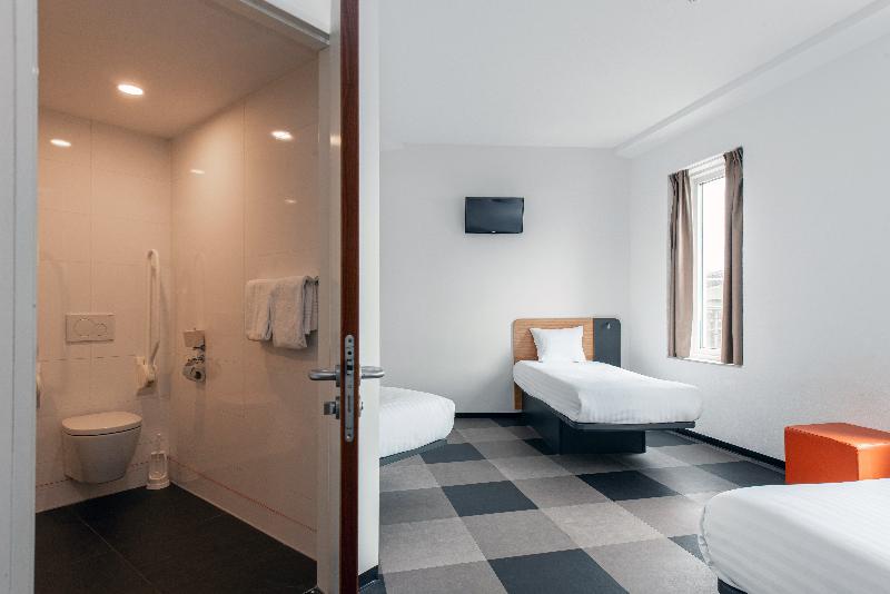 easyHotel Amsterdam Arena Boulevard - Oda