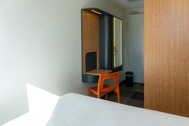 easyHotel Amsterdam Arena Boulevard - Oda