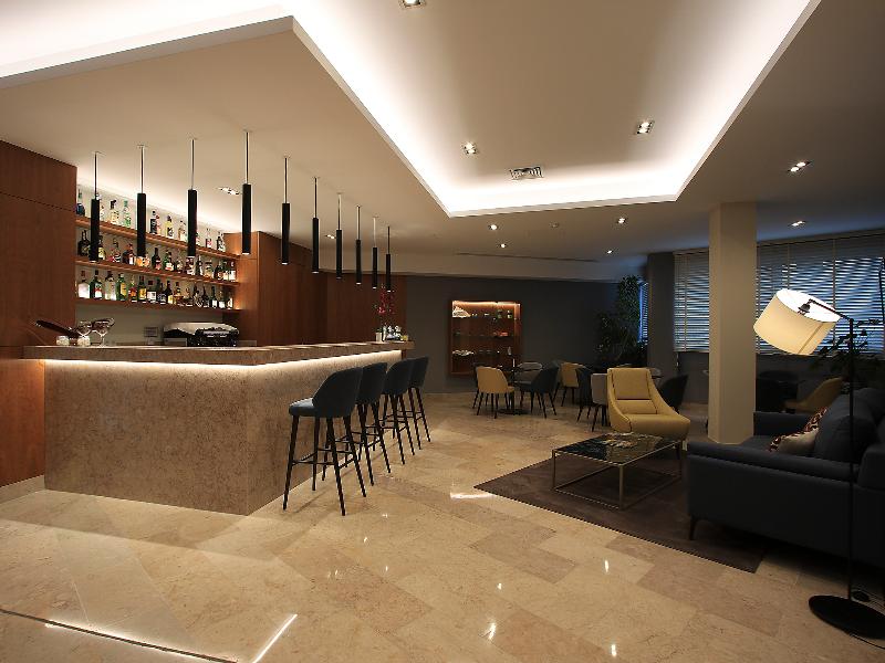 Consolata Hotel - Bar