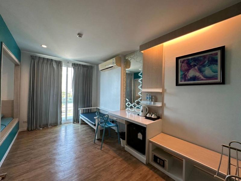 Sunday Beachfront View Jomtien Pattaya - Oda