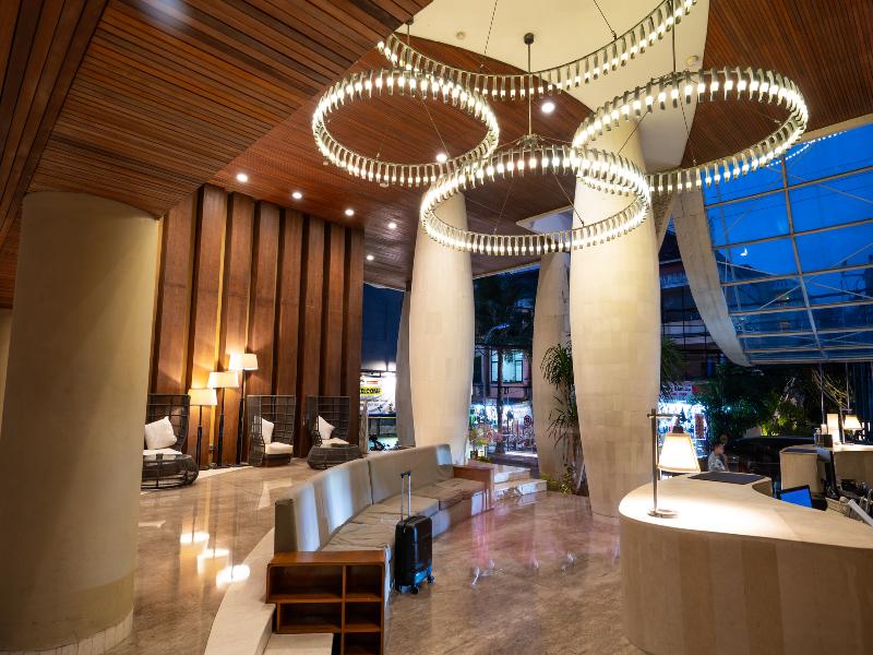Bedrock Hotel - Lobi