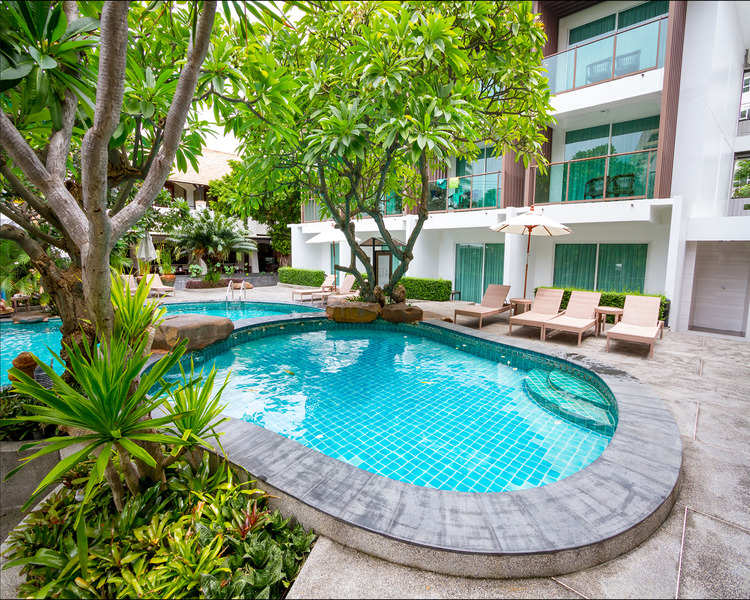 Prima Hotel Pattya - Havuz