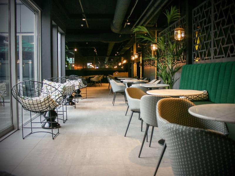 Ibis Styles Amsterdam Airport - Lobi