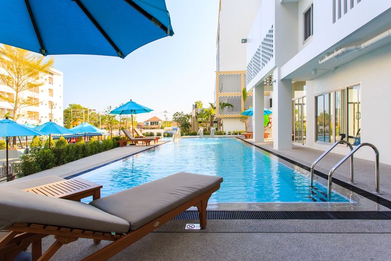 Recenta Suite Phuket Suanluang - Havuz