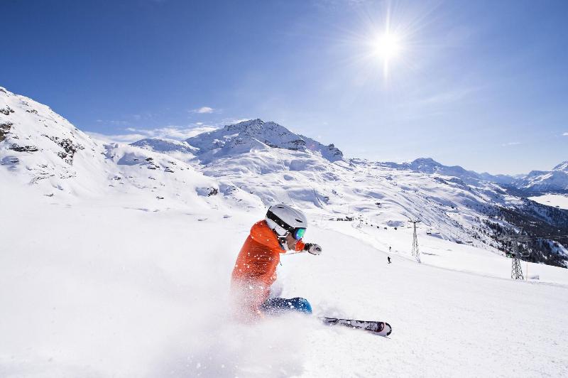 Crystal St Moritz - Genel