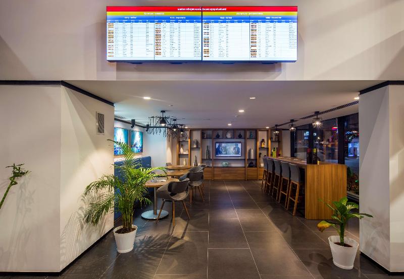 Hampton By Hilton Istanbul Kurtkoy - Lobi