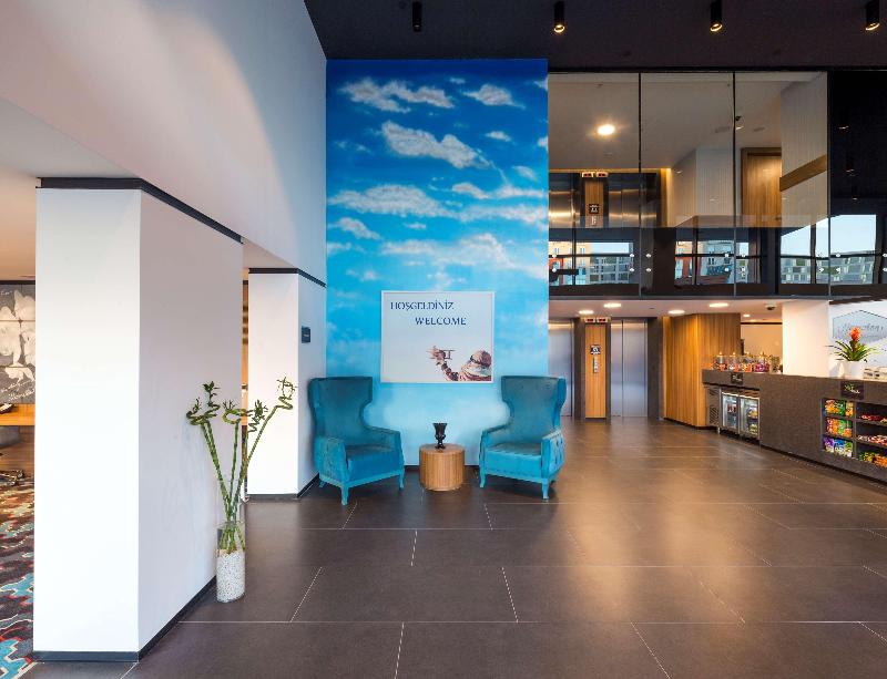 Hampton By Hilton Istanbul Kurtkoy - Lobi