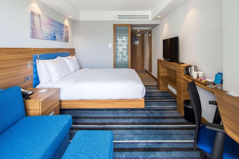 Hampton By Hilton Istanbul Kurtkoy - Oda