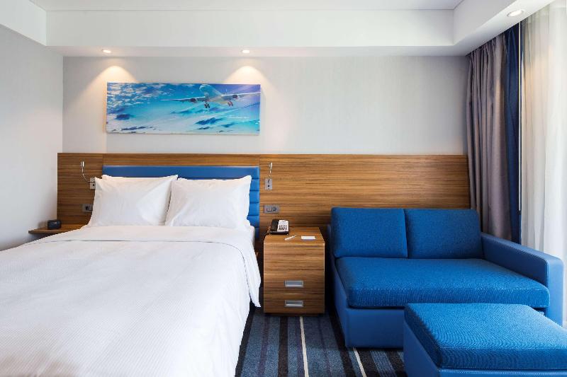 Hampton By Hilton Istanbul Kurtkoy - Oda