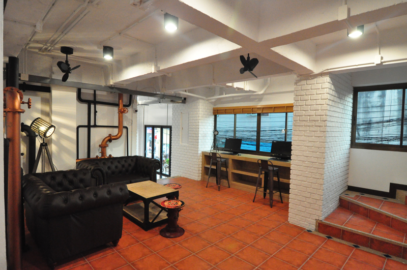 Forty Winks Phuket Hotel - Lobi