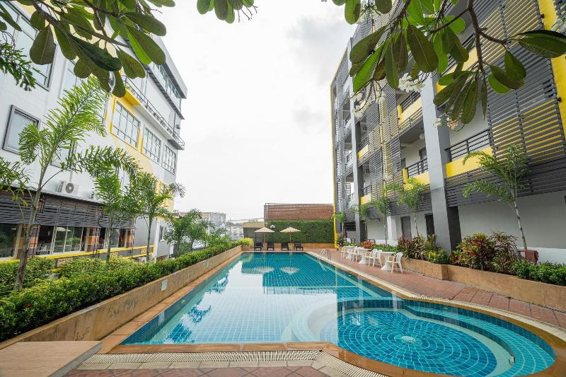 S.B Living Place - Havuz