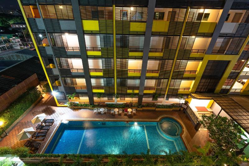 S.B Living Place - Havuz