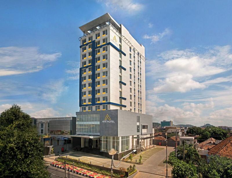 Whiz Prime Hotel Ahmad Yani Lampung - Genel