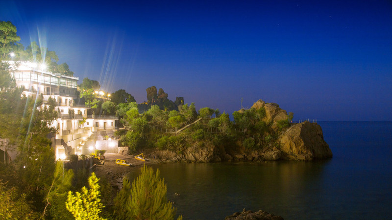 Blue Bay - Genel
