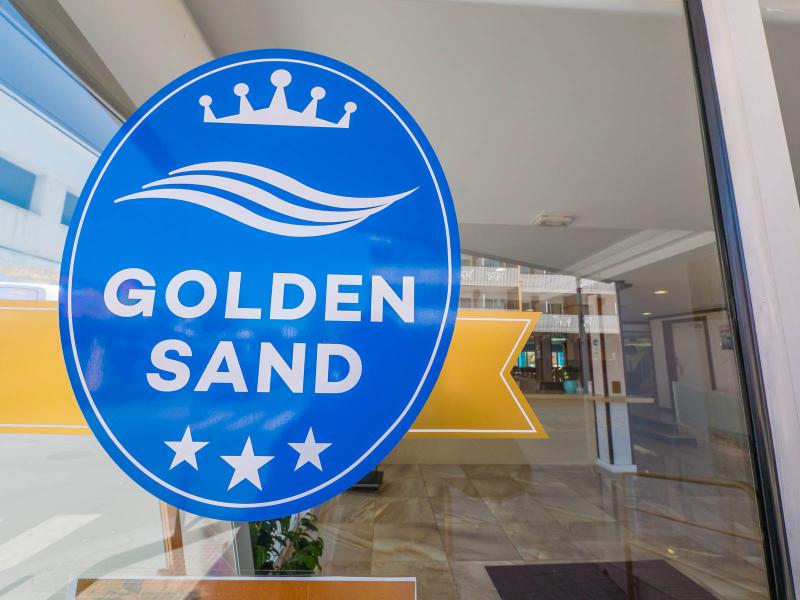 Golden Sand - Lobi