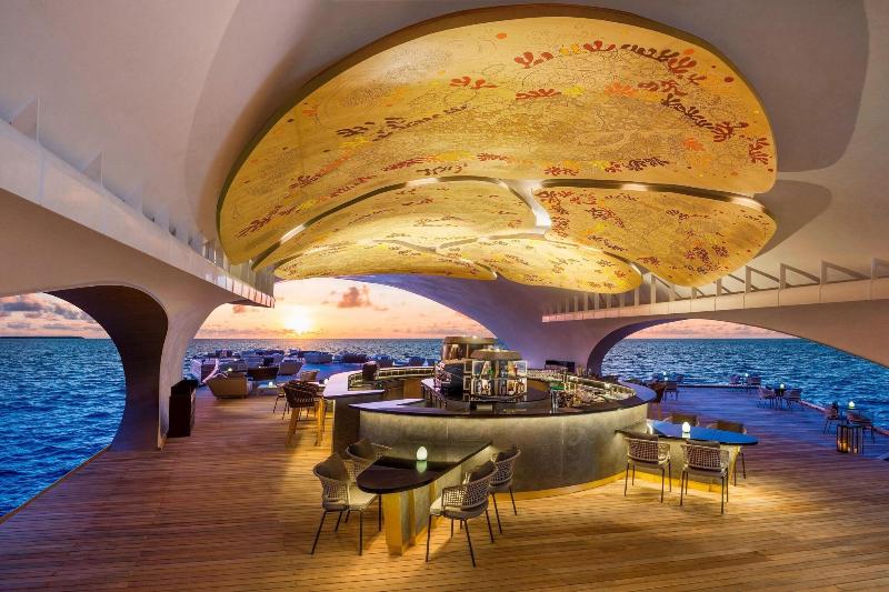 The St. Regis Maldives Vommuli Resort - Bar