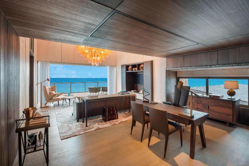 The St. Regis Maldives Vommuli Resort - Oda