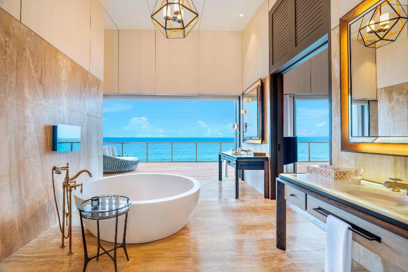 The St. Regis Maldives Vommuli Resort - Oda